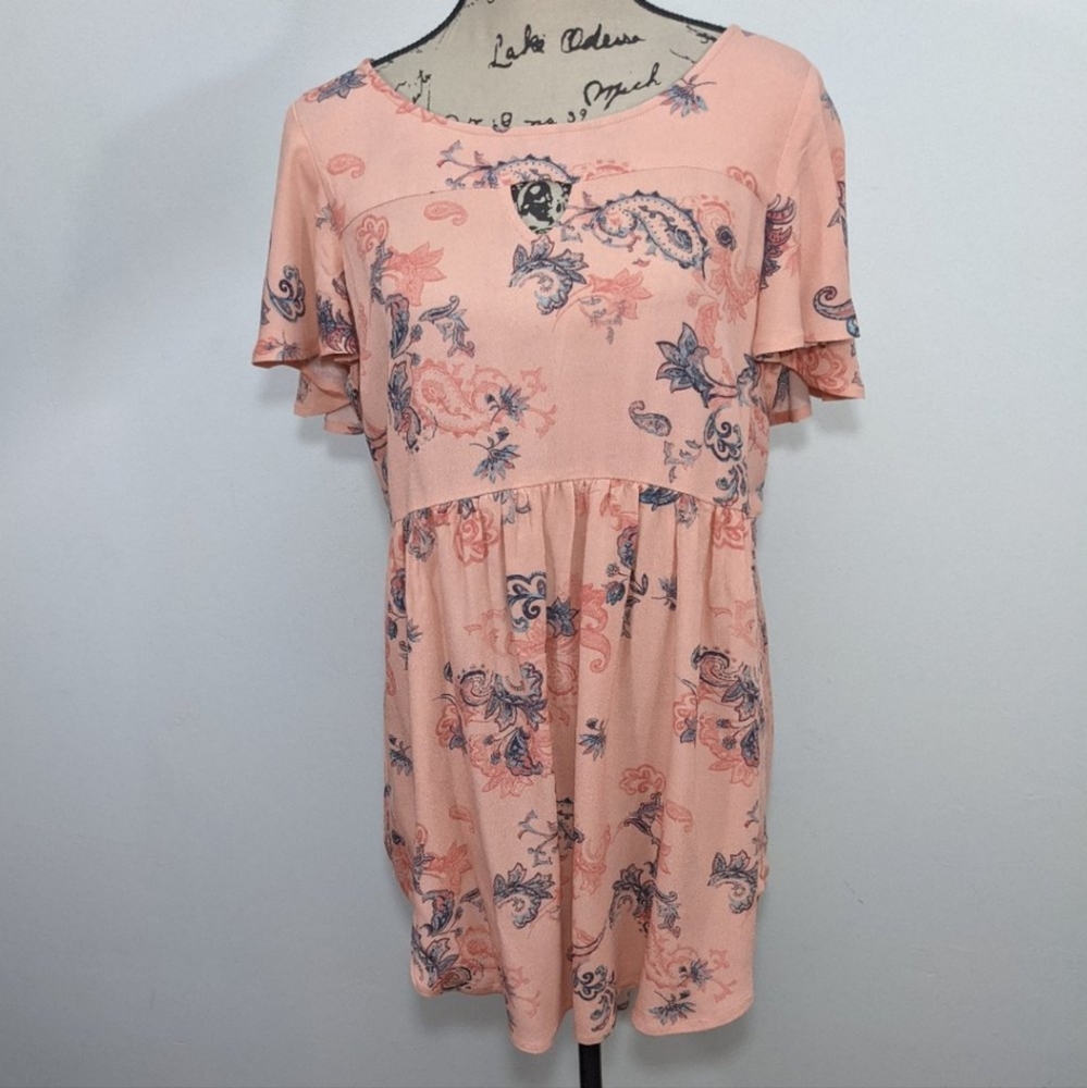 NWT Torrid Pink Floral Rayon Babydoll Keyhole Top Tunic Size 0 or Large/L